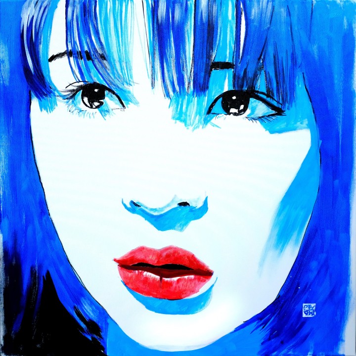 Noriko blue shadows