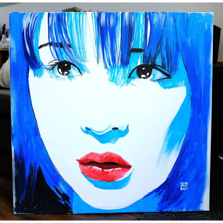 Noriko blue shadows