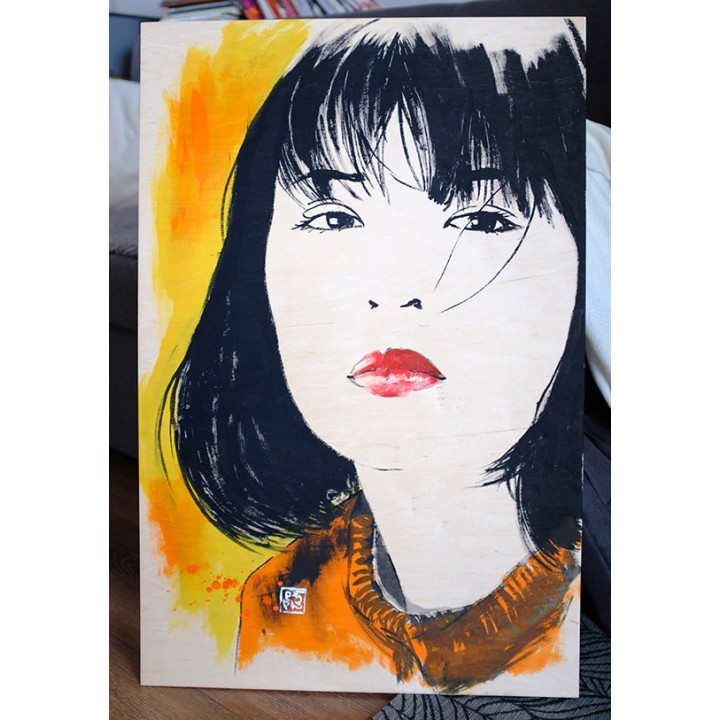 Noriko on wood